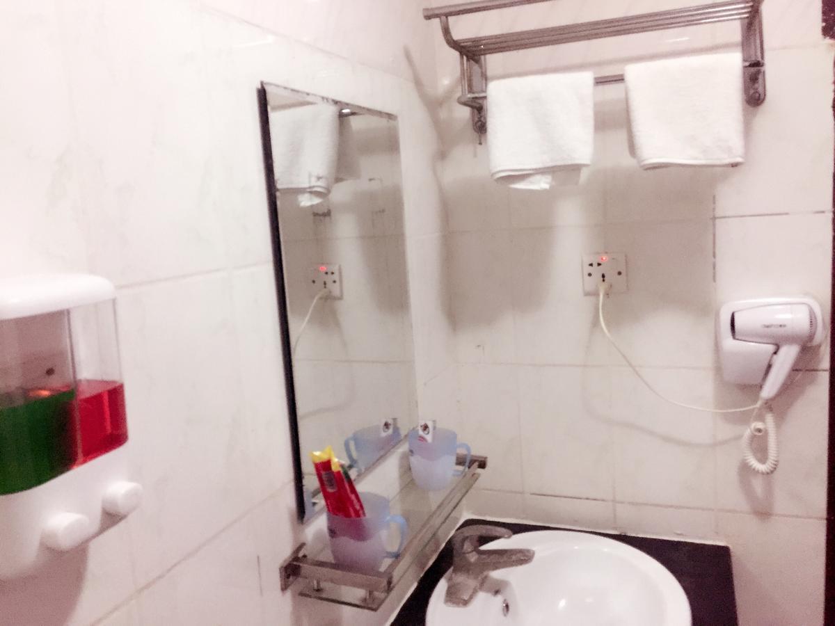 New Yuetan Hotel Дар ес Саалам Екстериор снимка
